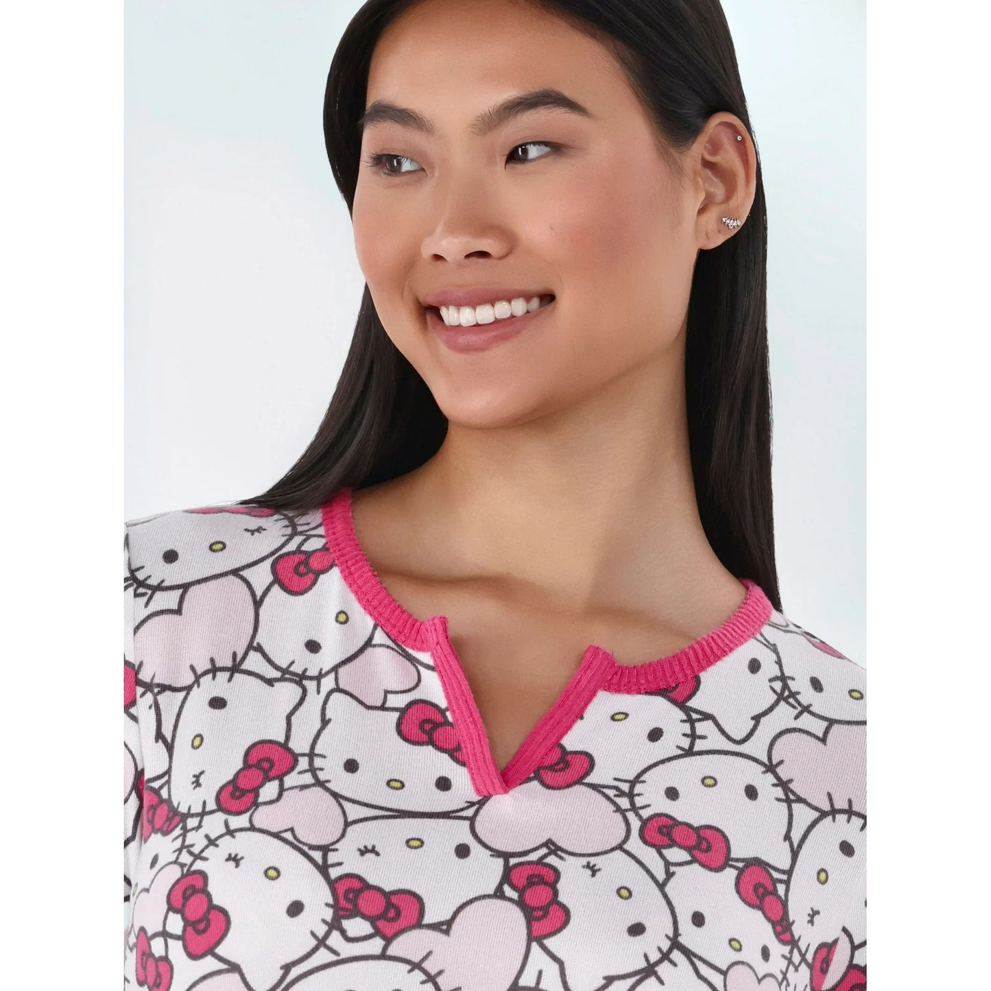 Hello Kitty Women's Valentine's Day Lounger