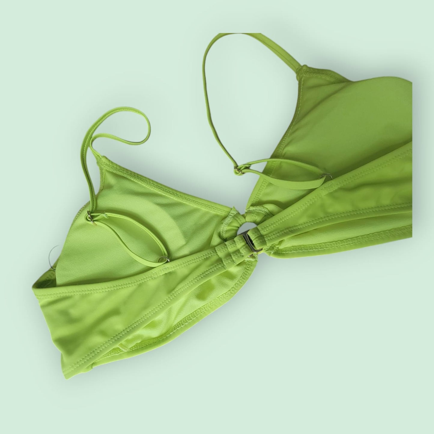 Top de baño triangular No Boundaries para mujer