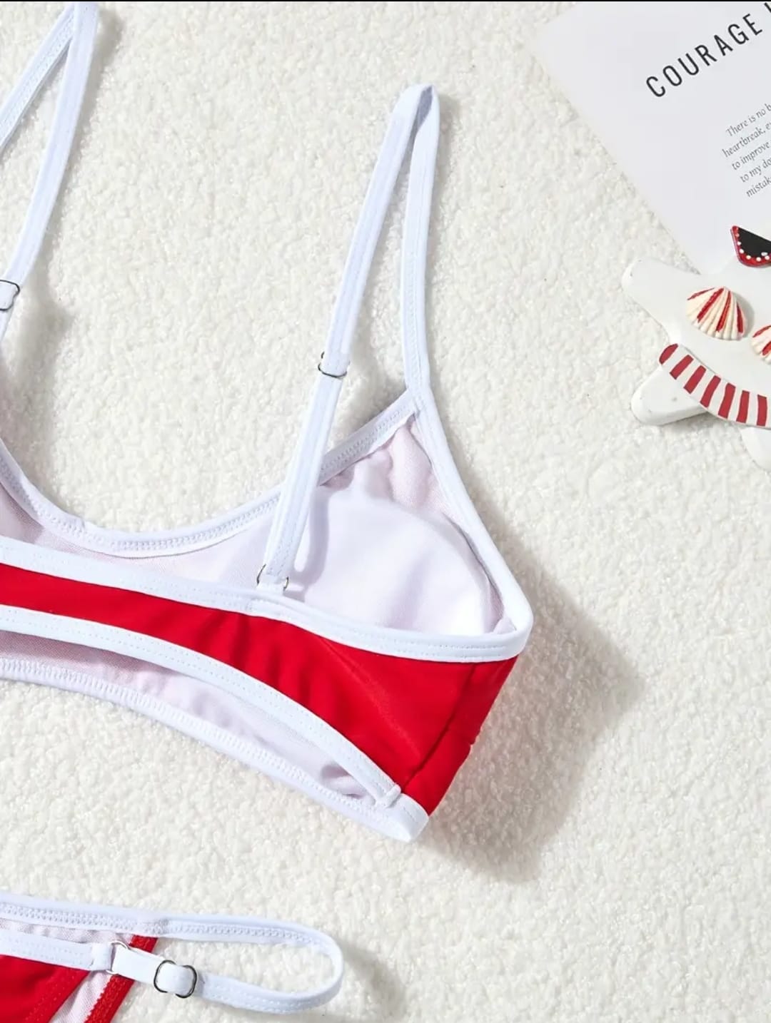 Traje de baño sexy de 2 piezas con colores rojo y blanco de almohadillas extraíbles