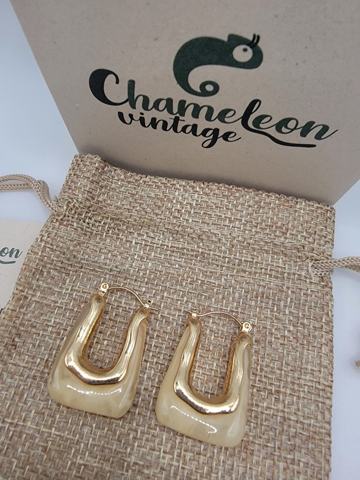 1 par de brincos de argola elegantes em forma de U, estilo vintage, design de brinco de fecho requintado de resina para um visual sofisticado