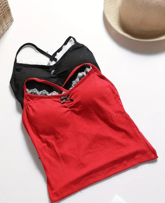 Tops Cami Chic Tamanho Único - Roupas para Meninas - Alta Elástica, Acabamento em Renda Casual, Costas com Alças Cruzadas, Bojos Removíveis, Perfeito para Exercícios e Uso Diário