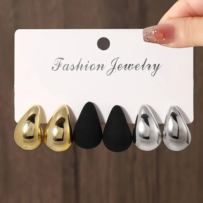 Elegant and Minimalist Teardrop Hoop Earrings Set for Women, Retro Punk Style, Suitable for Daily Wear