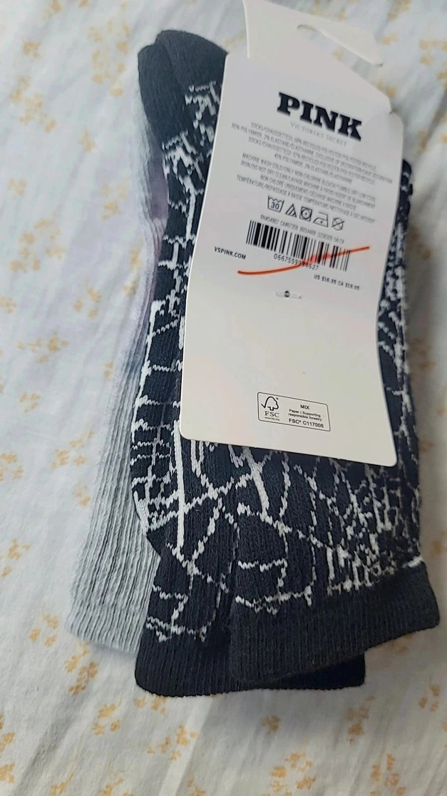 Victoria's Secret Pink Halloween Crew Socks 2pack 2024 Costume Pumplink Dog Webs