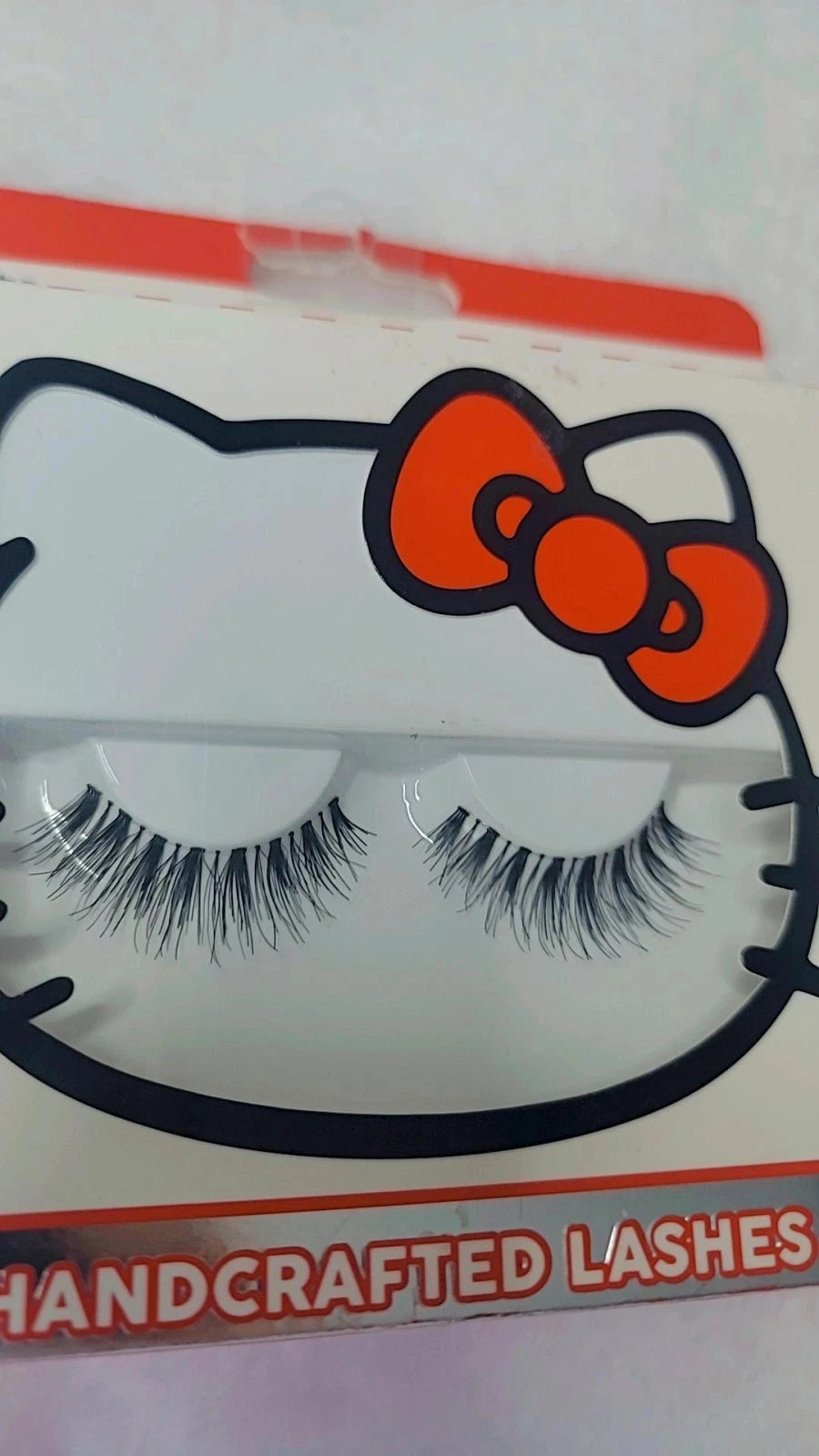 HELLO KITTY Creme Shop LIMITED EDITION Handcrafted False Eye Lashes