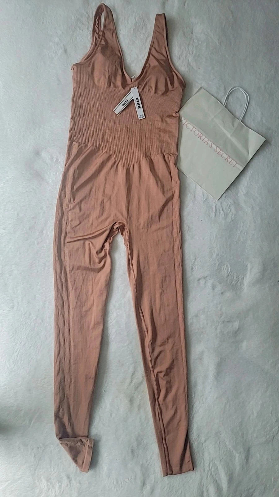 Victoria's Secret PINK Satin Seamless Plunge Workout