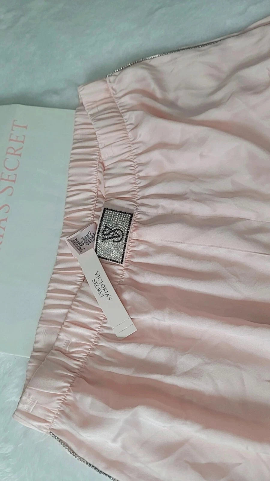Shorts de pijama de satén brillante de Victoria's Secret
