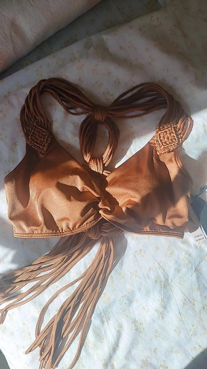 Top de biquíni estilo bralette com franjas em macramê da Victoria's Secret Archives Swin