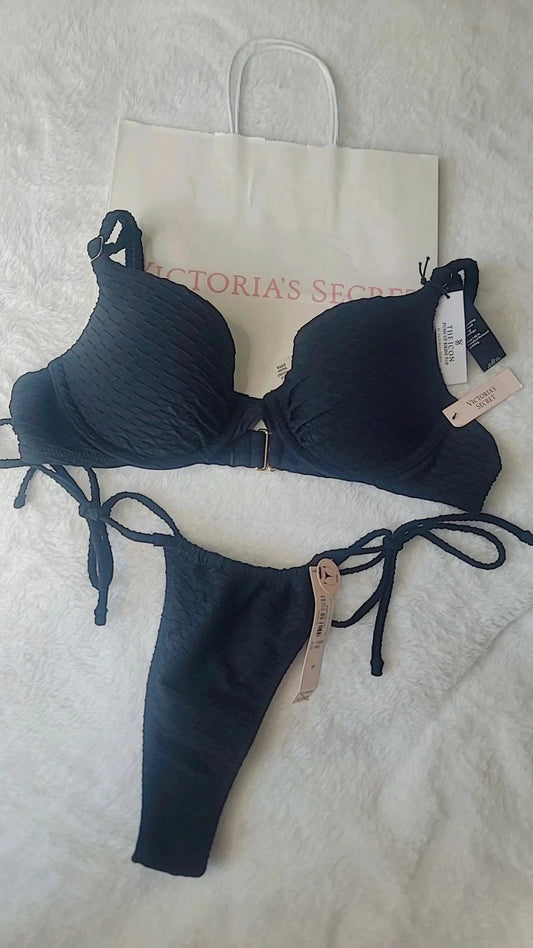 Biquíni feminino Victoria's Secret, top tamanho 34B e calcinha tamanho P, preto.