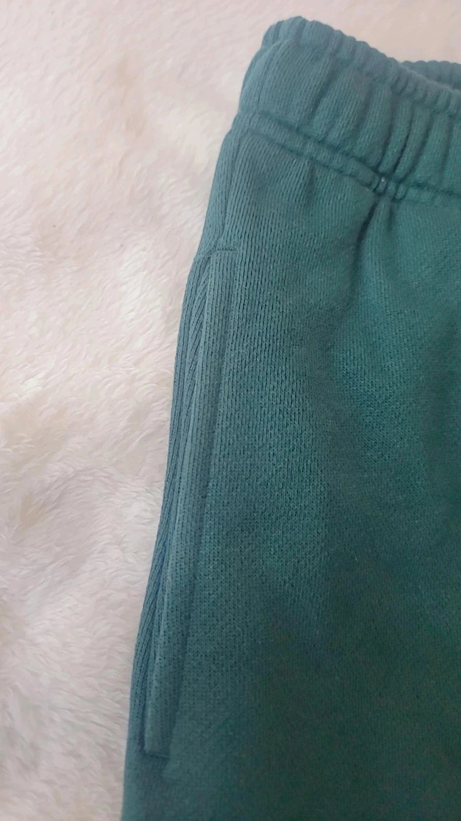 Calça de moletom feminina Victoria's Secret PINK Ivy Fleece, modelagem relaxada.