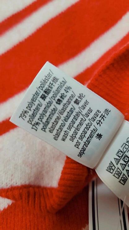 Suéter navideño de Victoria's Secret PINK