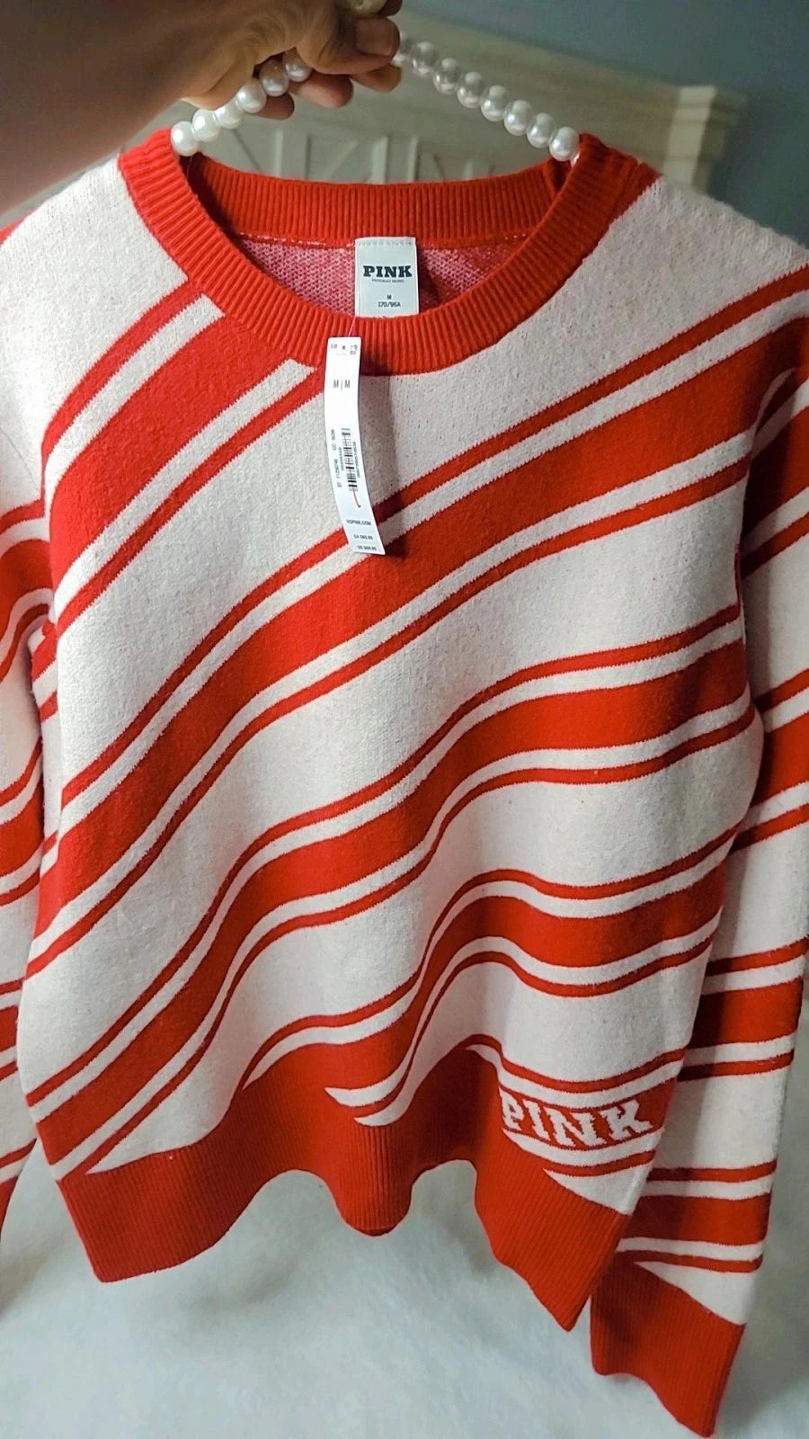 Suéter navideño de Victoria's Secret PINK