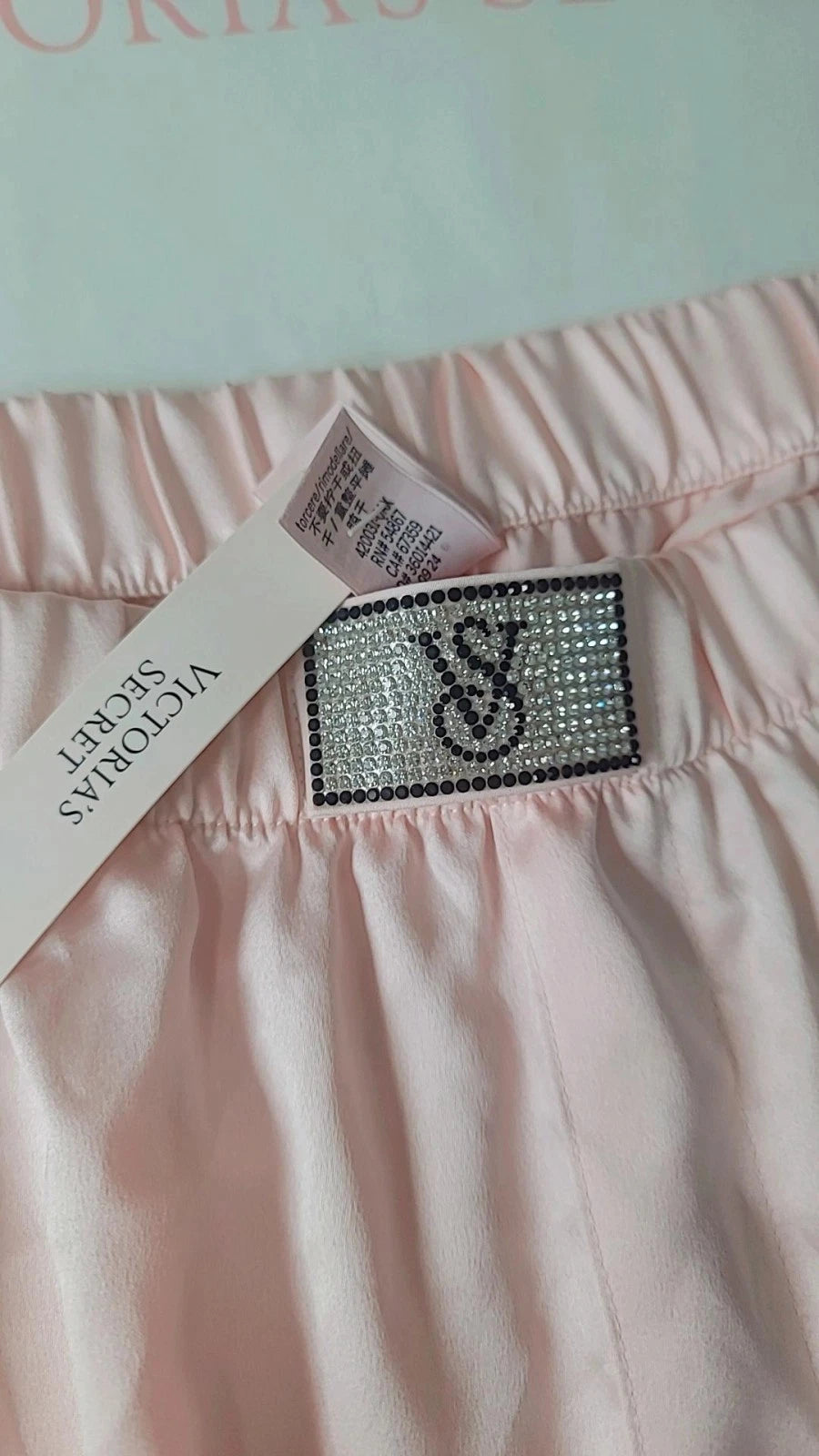 Shorts de pijama de satén brillante de Victoria's Secret