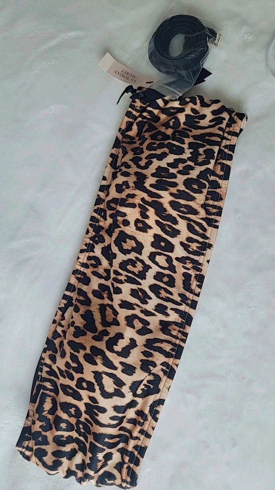 Conjunto de biquíni Victoria's Secret, 2 peças, com detalhes em macramê para natação, alças não inclusas.